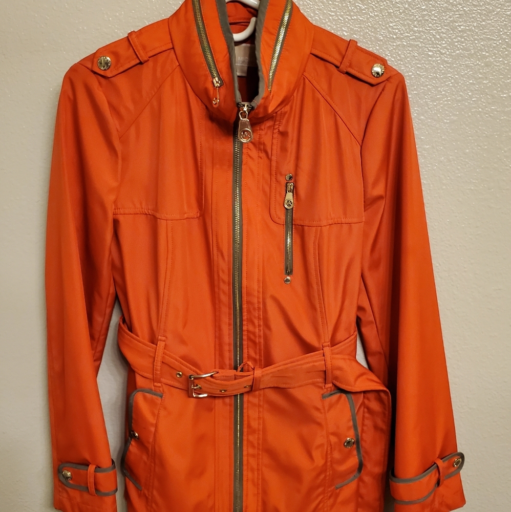Women's rain coat
